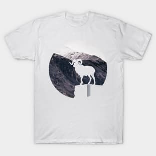 Mountain Goat Nature Design T-Shirt